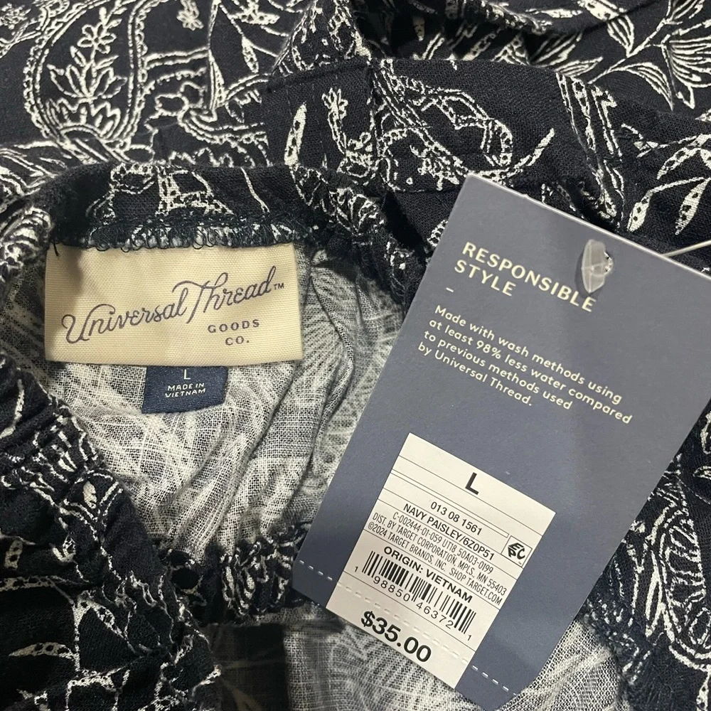 Universal Thread Navy and White Paisley Maxi Dress ~ Open back - Picture 5 of 8